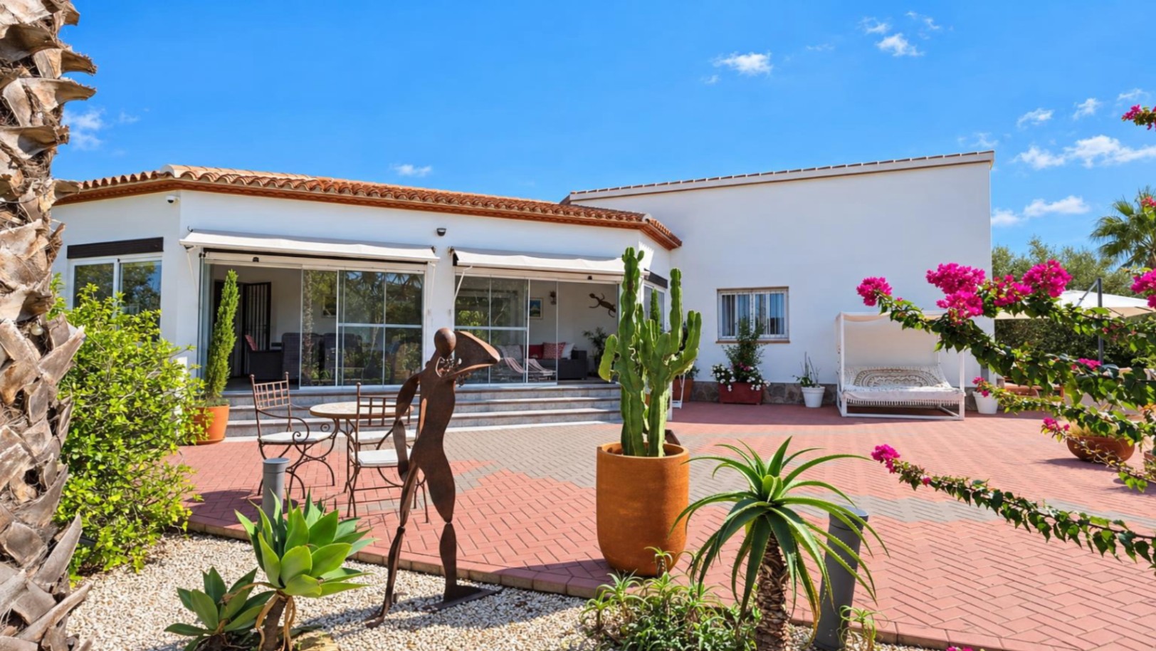 Villa en el parque Tesoro, Javea.
