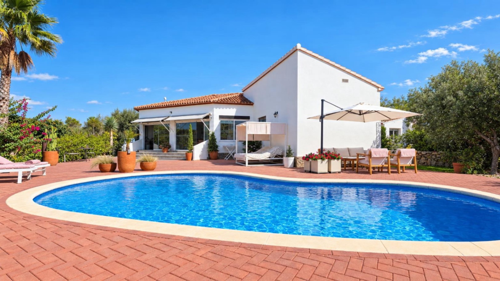 Villa en el parque Tesoro, Javea.