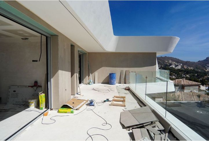Luxury villa with sea views located a few minutes from El Portet beach