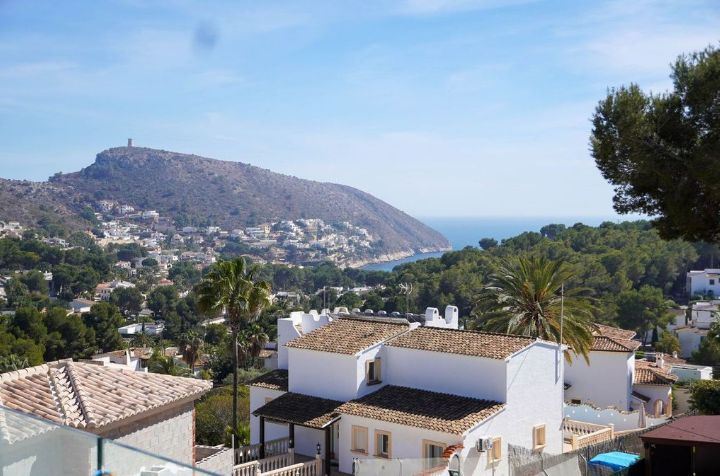 Luxe villa met uitzicht op zee gelegen op een paar minuten van het strand van El Portet