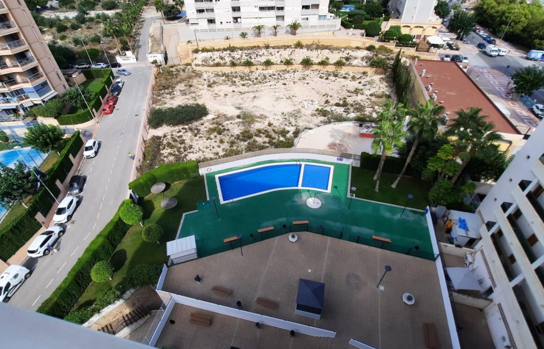 Penthouse Cala Villajoyosa with communal pool