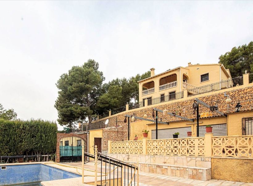 Uitstekende villa in de omgeving van Finestrat Arenates, Benidorm