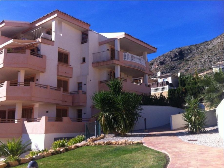 Beautiful apartment with sea views in Finestrat