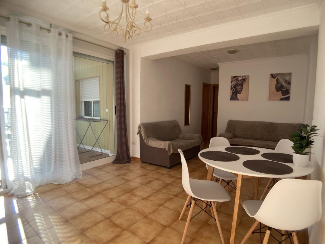 Apartment in Benidorm just a stone's throw from the Plaza Triangular.