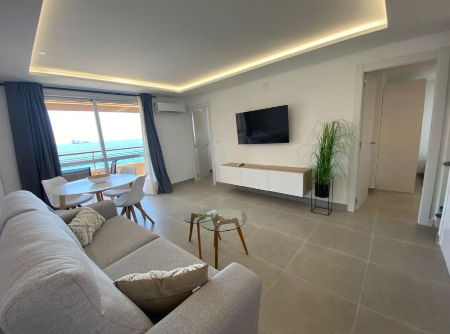 Apartment on the first line of PLAYA LEVANTE