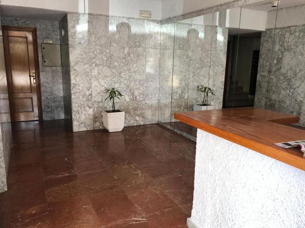 APARTMENT WITH TOURIST LICENSE IN BENIDORM