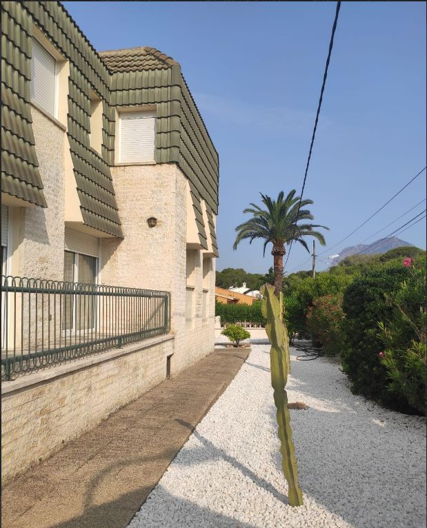 Chalet en Rincon de Loix, playa de Levante.