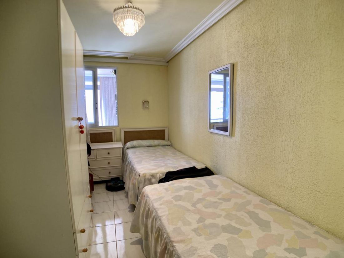 Квартира в Бенидорме с видом на море.