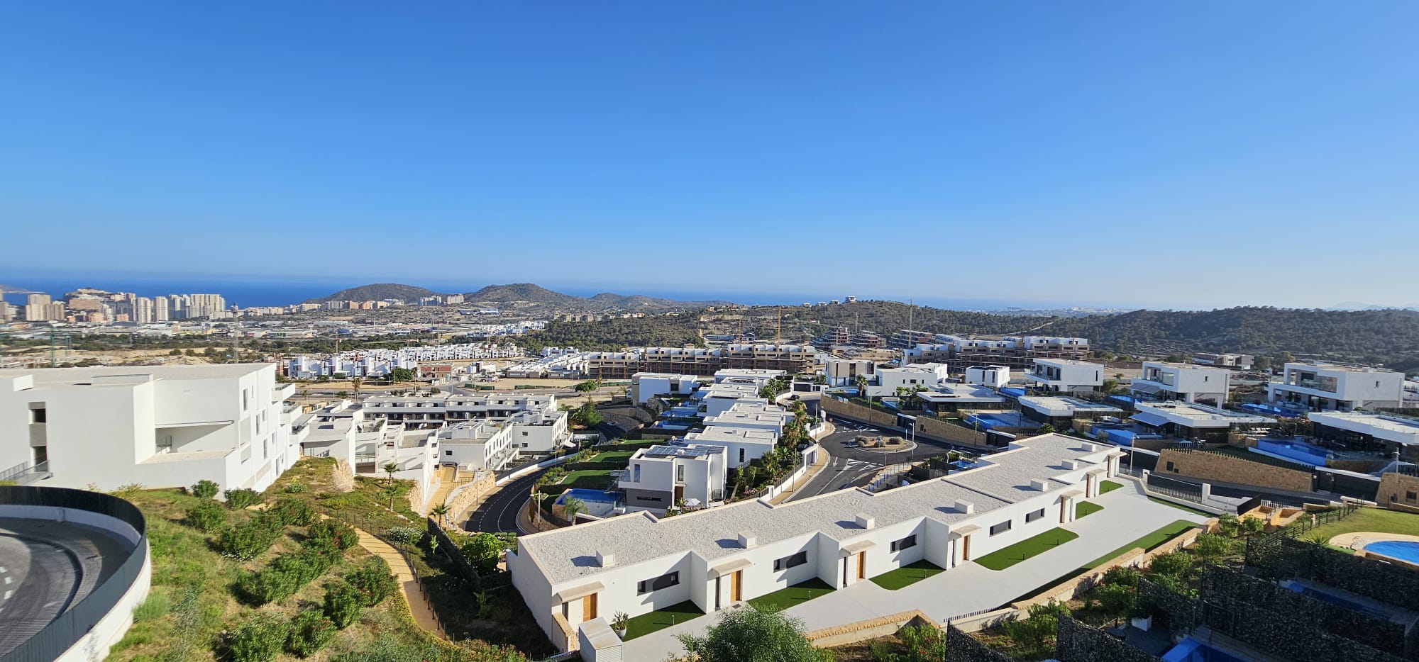 Moderno duplex con vistas al mar en el pueblo de Camporrosso, Golf Bahia, Finestrat, Benidorm, Alicante