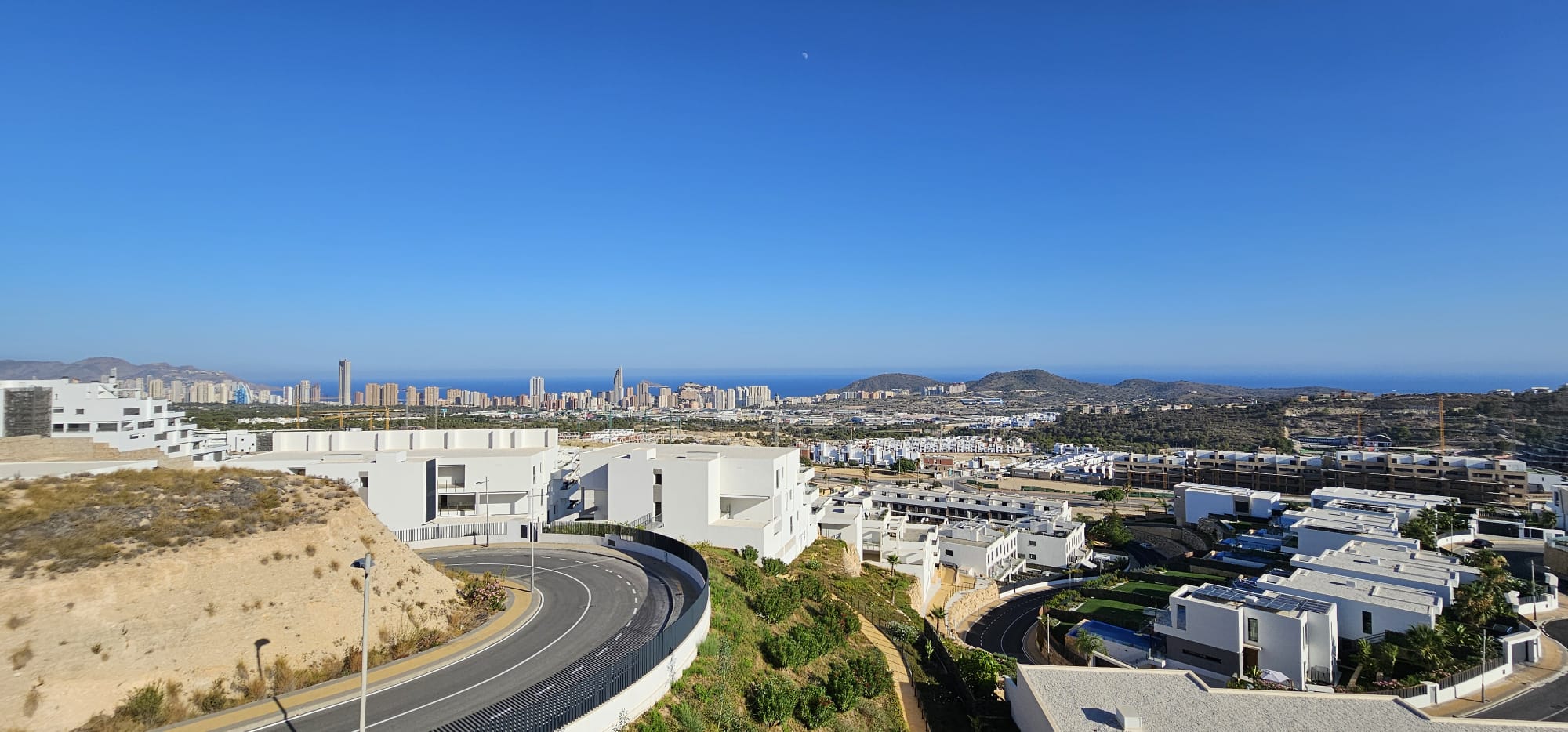 Moderno duplex con vistas al mar en el pueblo de Camporrosso, Golf Bahia, Finestrat, Benidorm, Alicante