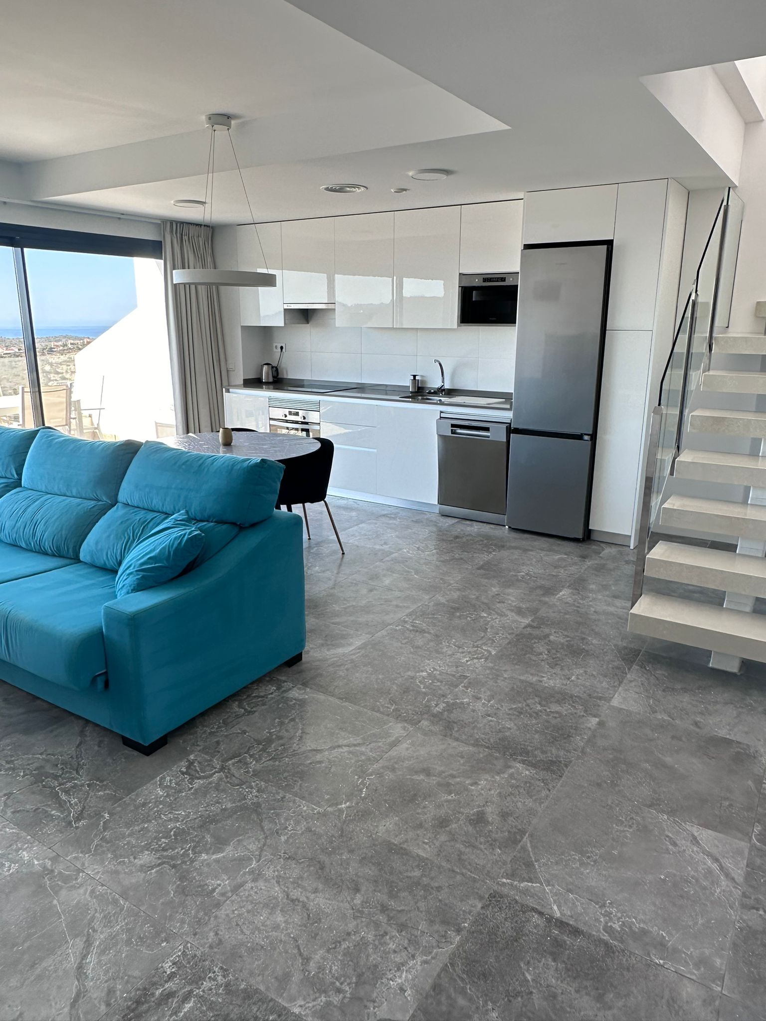 Moderno duplex con vistas al mar en el pueblo de Camporrosso, Golf Bahia, Finestrat, Benidorm, Alicante
