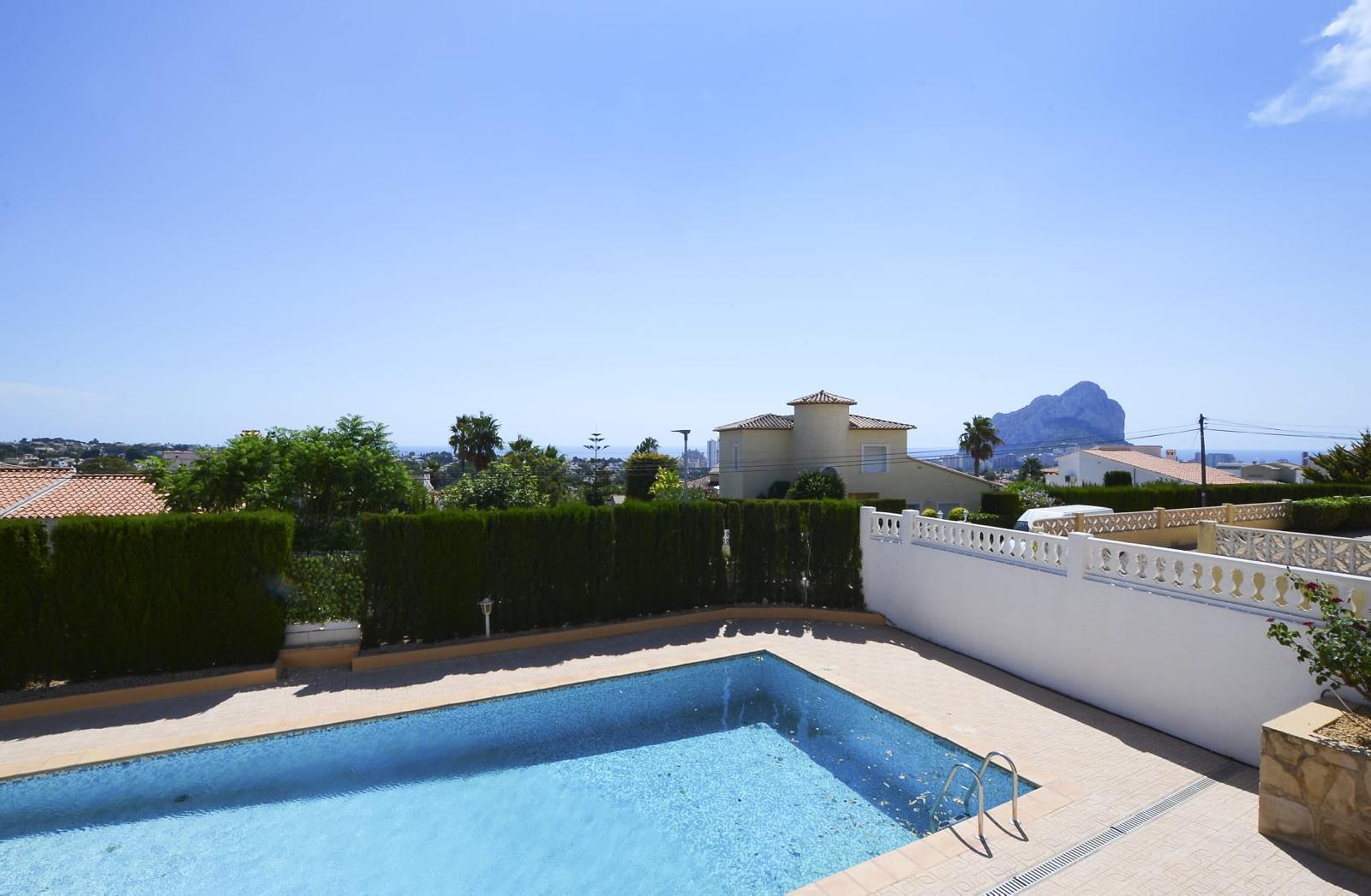 Amplia villa en Calpe con vistas al mar