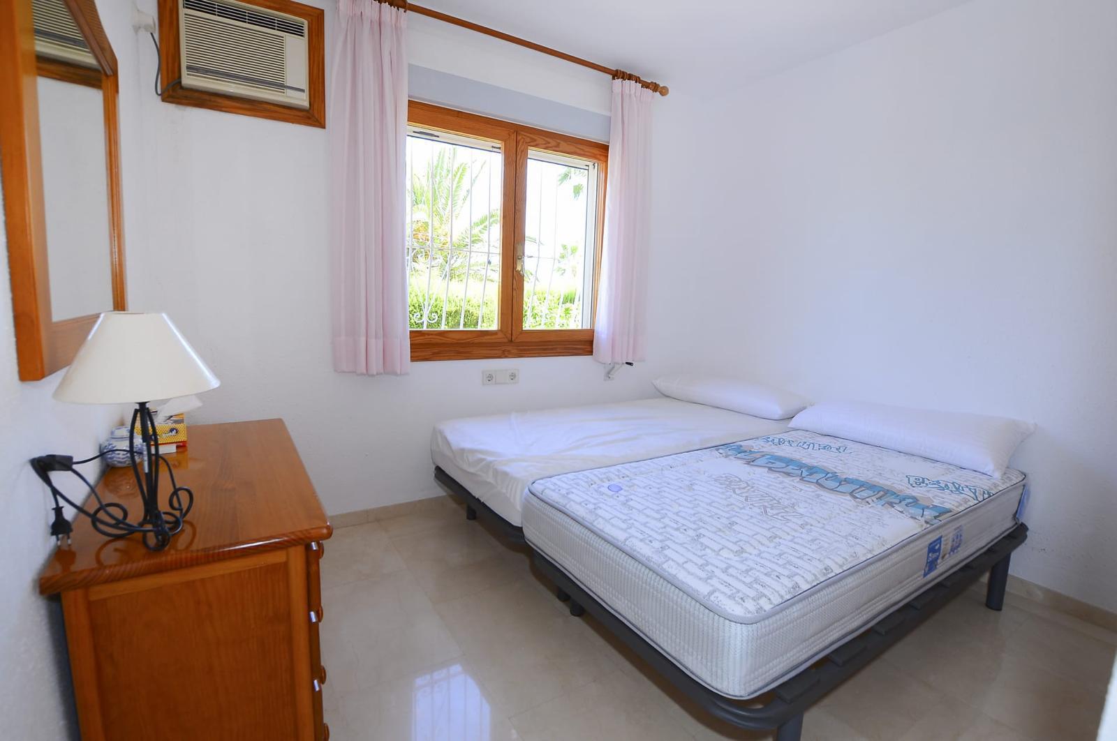Amplia villa en Calpe con vistas al mar