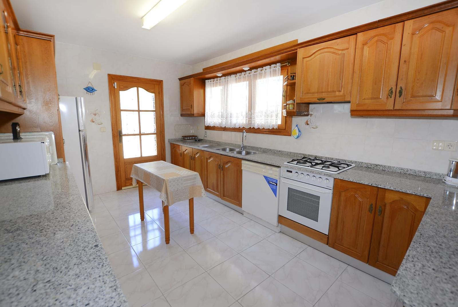Amplia villa en Calpe con vistas al mar