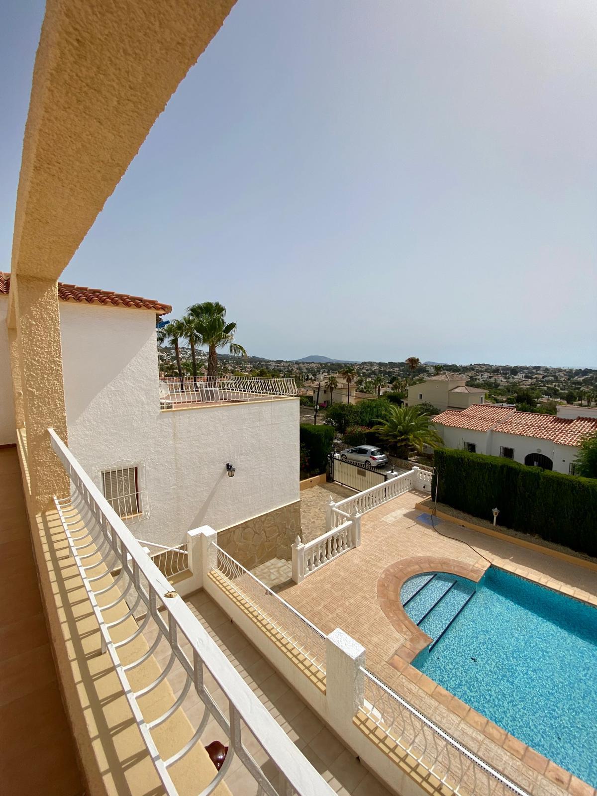 Amplia villa en Calpe con vistas al mar