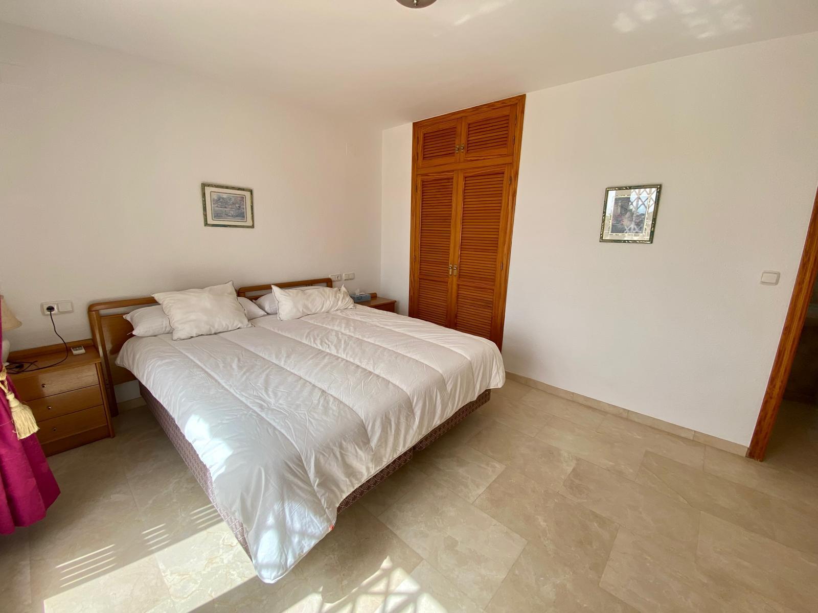 Amplia villa en Calpe con vistas al mar