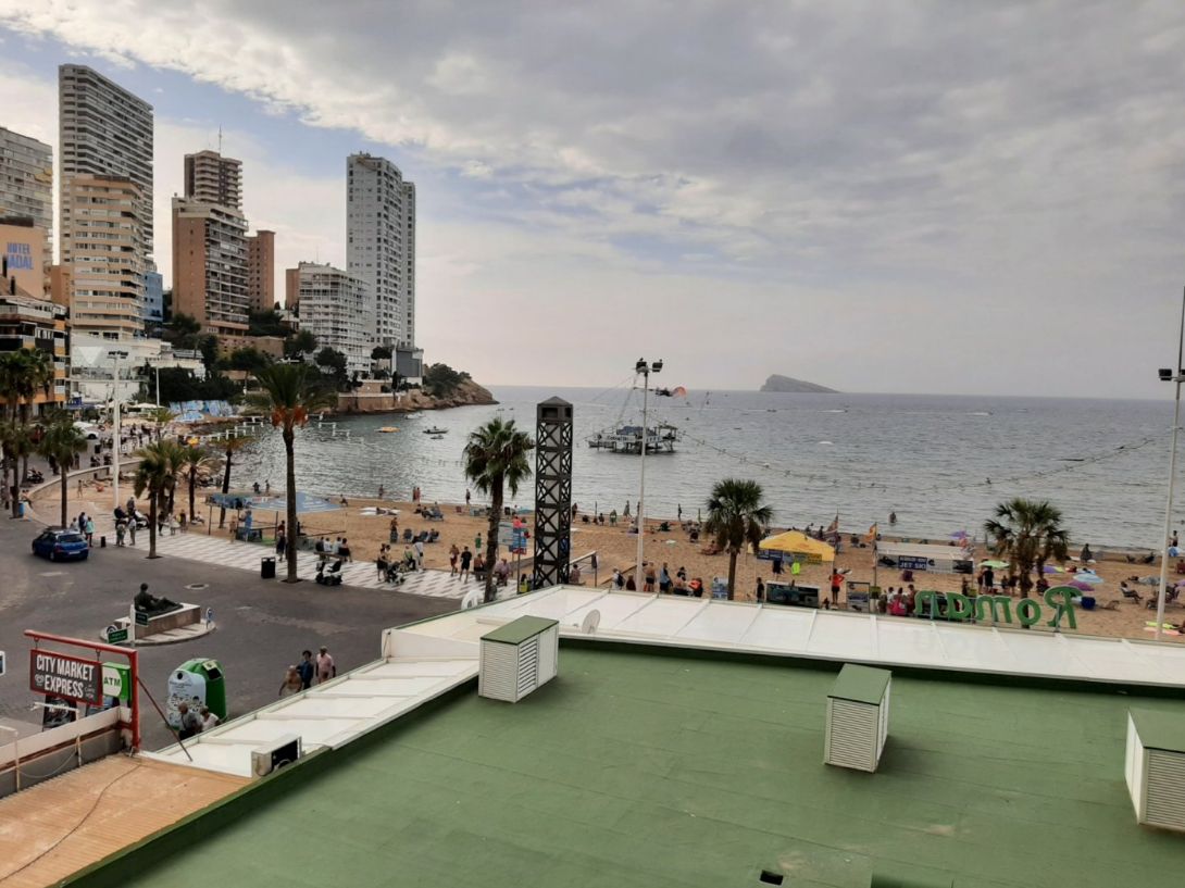 Piso en Benidorm (primera línea de playa Levante)