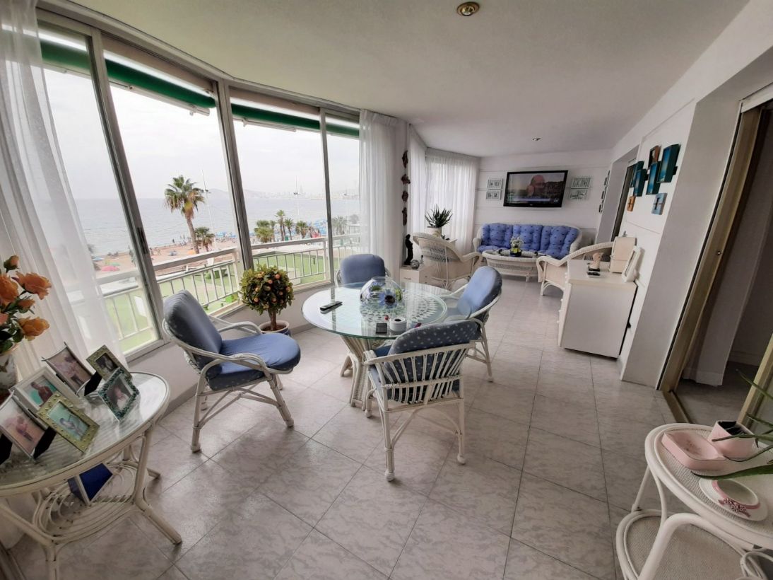 Piso en Benidorm (primera línea de playa Levante)