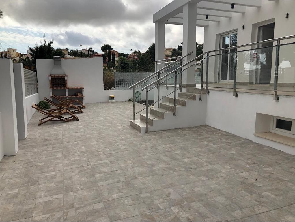 Chalet en Nussia (distrito de Coloma)