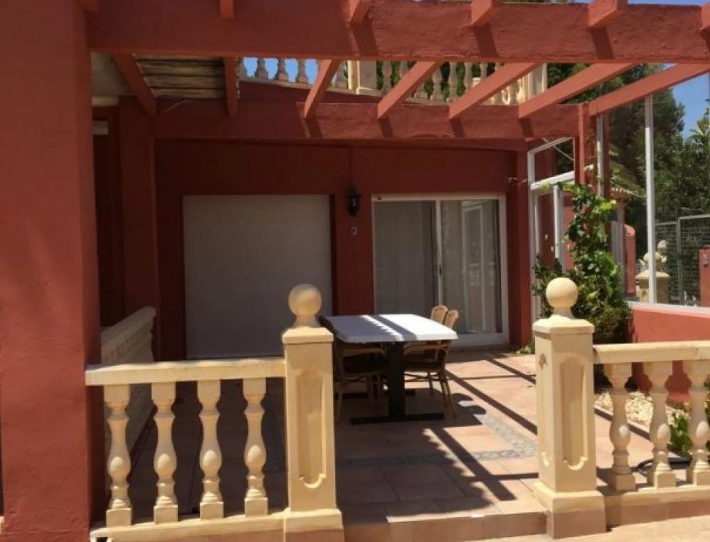 Precioso chalet en Alfas del Pi