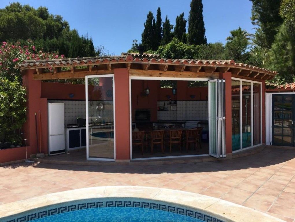 Precioso chalet en Alfas del Pi