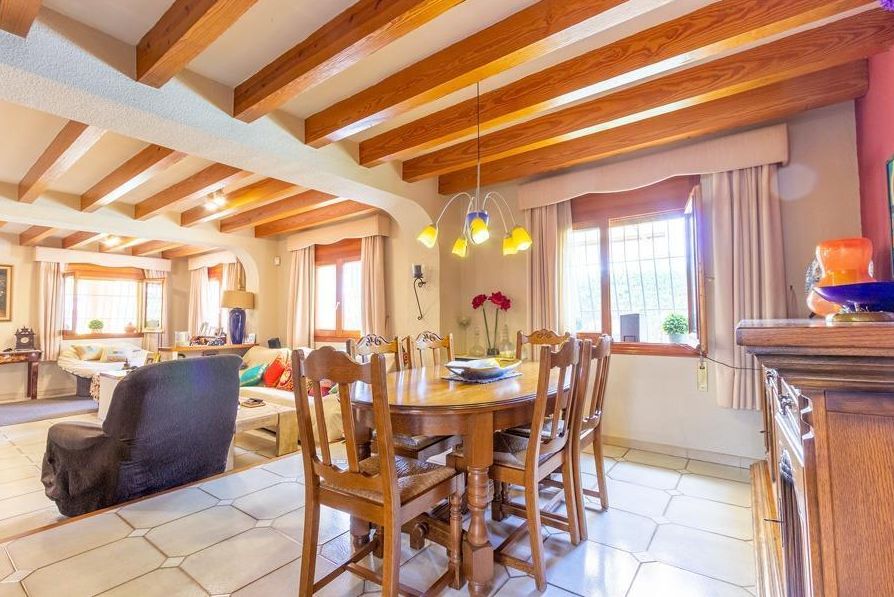 Chalet en Finestrat a pasos del centro.