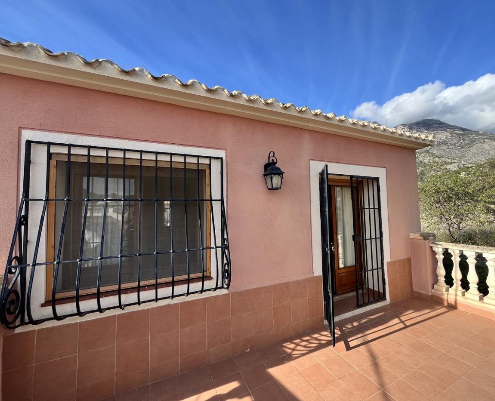Chalet en Finestrat a pasos del centro.