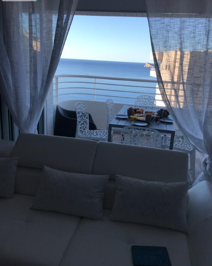 ¡Ático en Benidorm junto al mar!