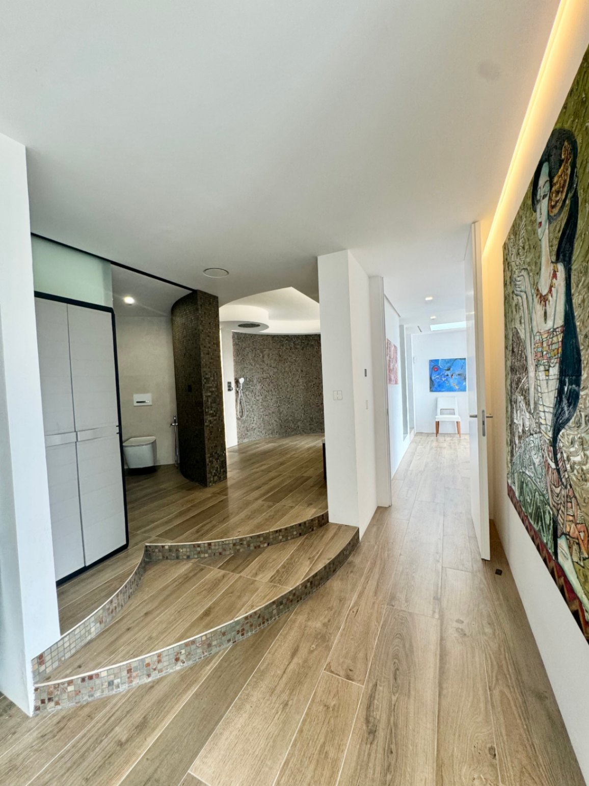 VILLA DE DISEÑO CON IMPRESIONANTES VISTAS AL MAR
