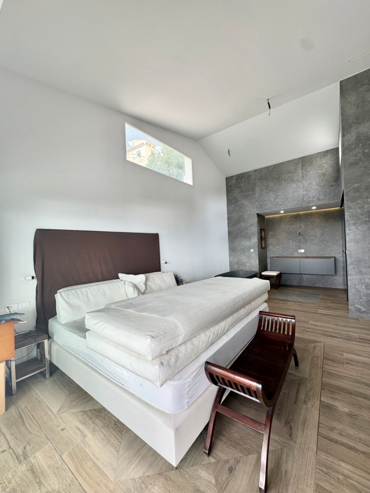 VILLA DE DISEÑO CON IMPRESIONANTES VISTAS AL MAR