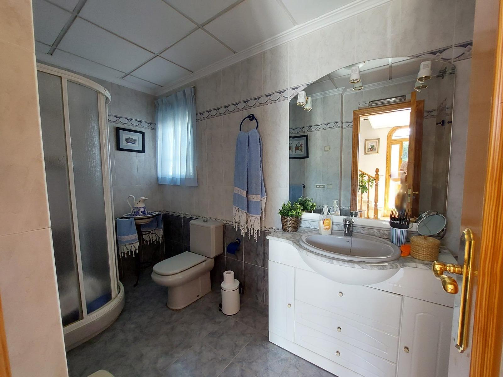 Chalet con piscina en Busot