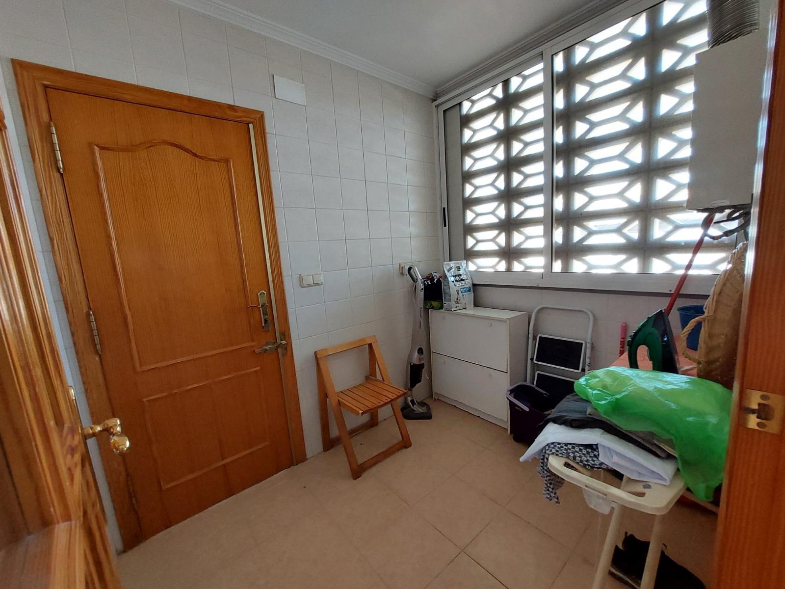 Chalet con piscina en Busot