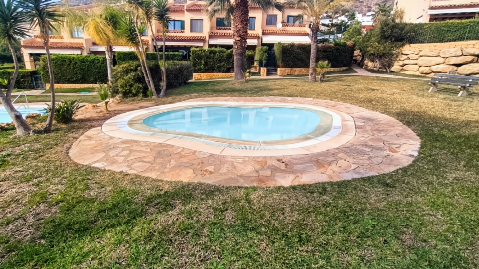 Casa adosada en venta en Golf Bahia