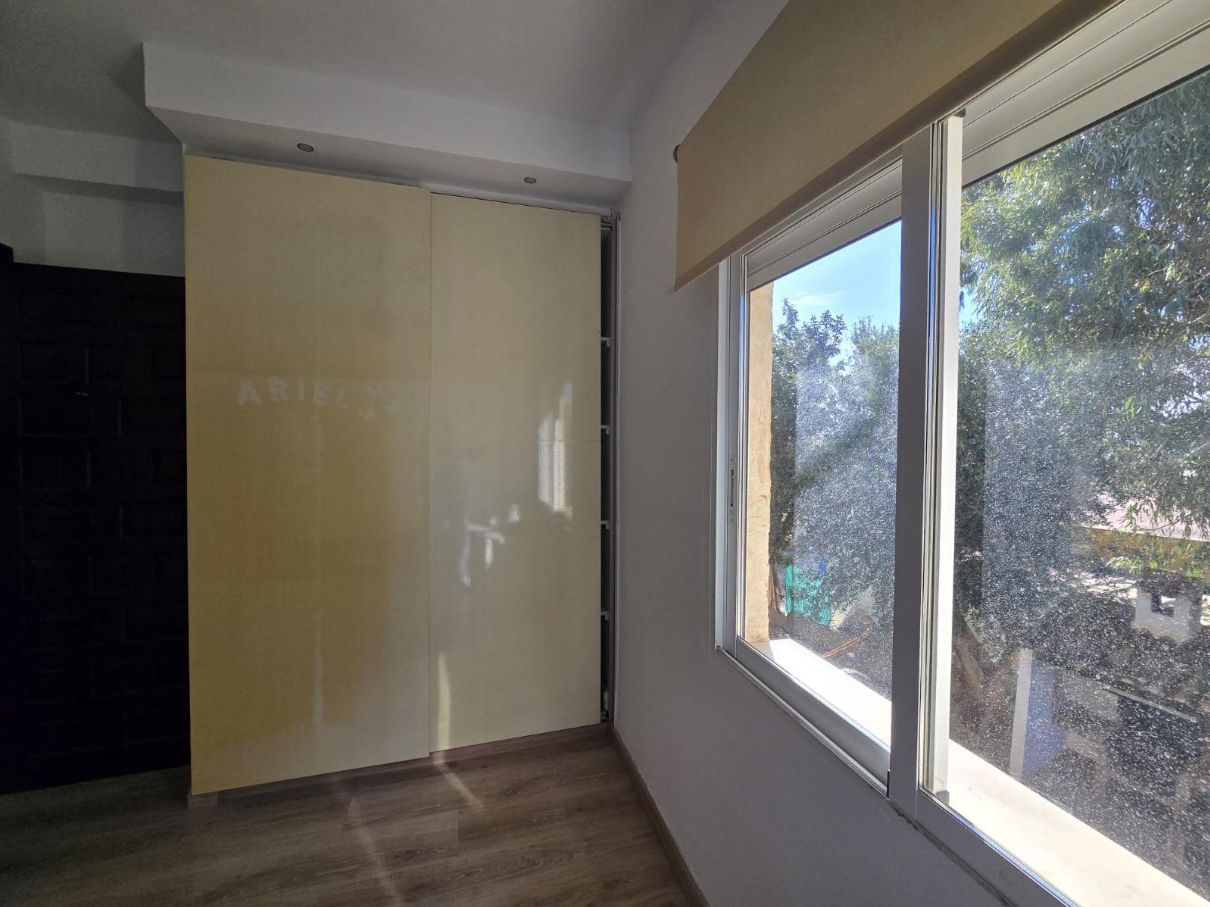 CHALET EN COVETA FUMA