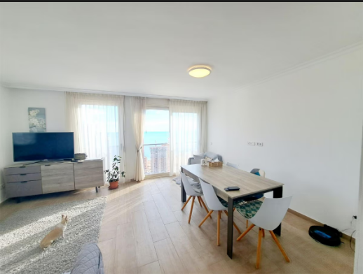¡Atico en Benidorm con vistas al mar!