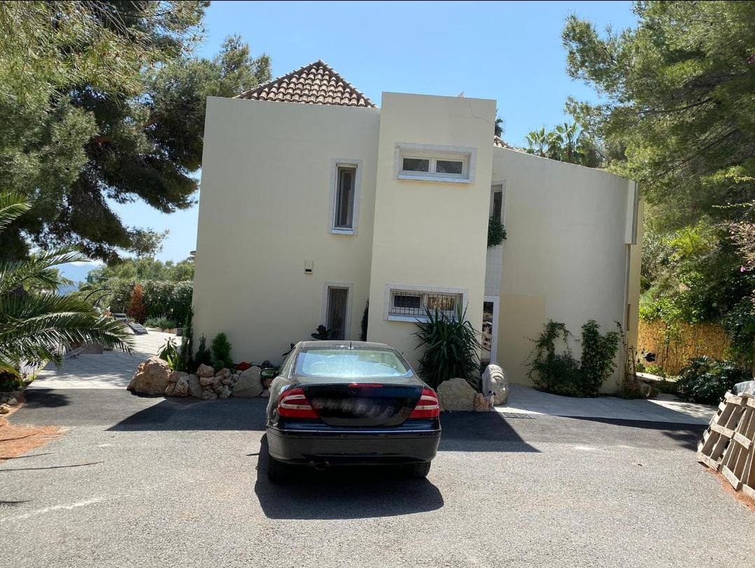 Villa situada en una gran parcela en Altea
