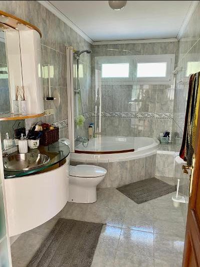 Villa situada en una gran parcela en Altea