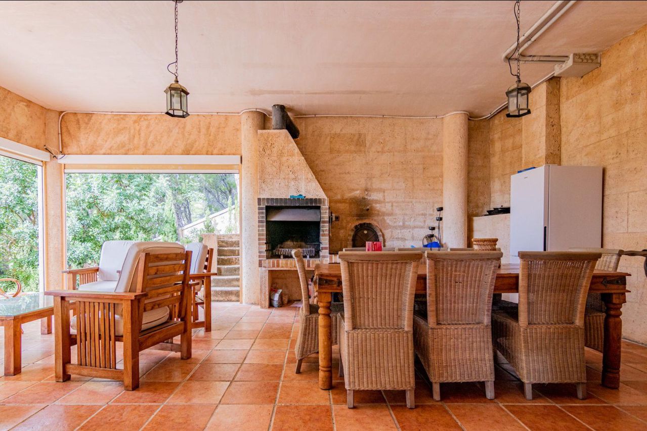 CHALET CON VISTAS EN ALTEA