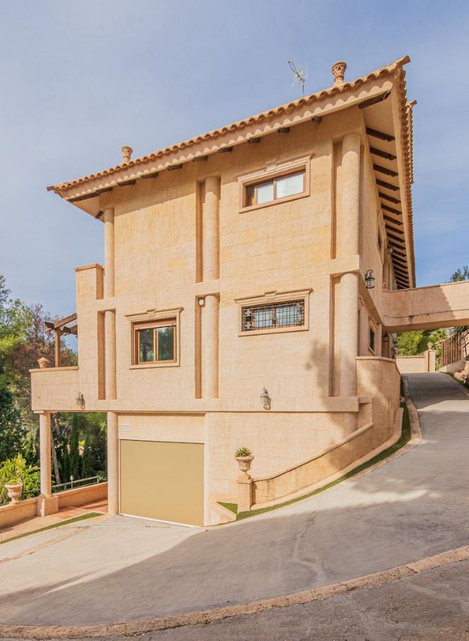 CHALET CON VISTAS EN ALTEA