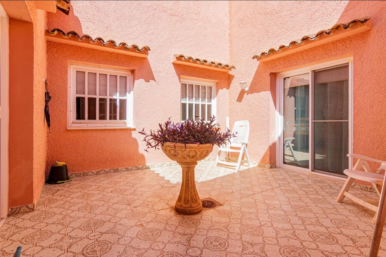 VILLA I ALBIR