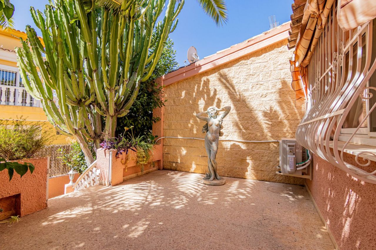 VILLA I ALBIR