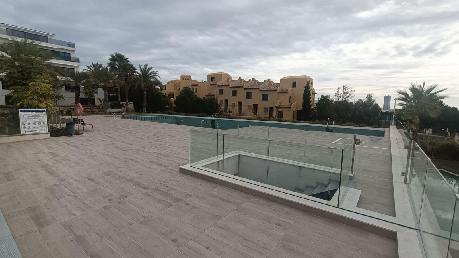 ¡Estupendo piso en Finestrat!