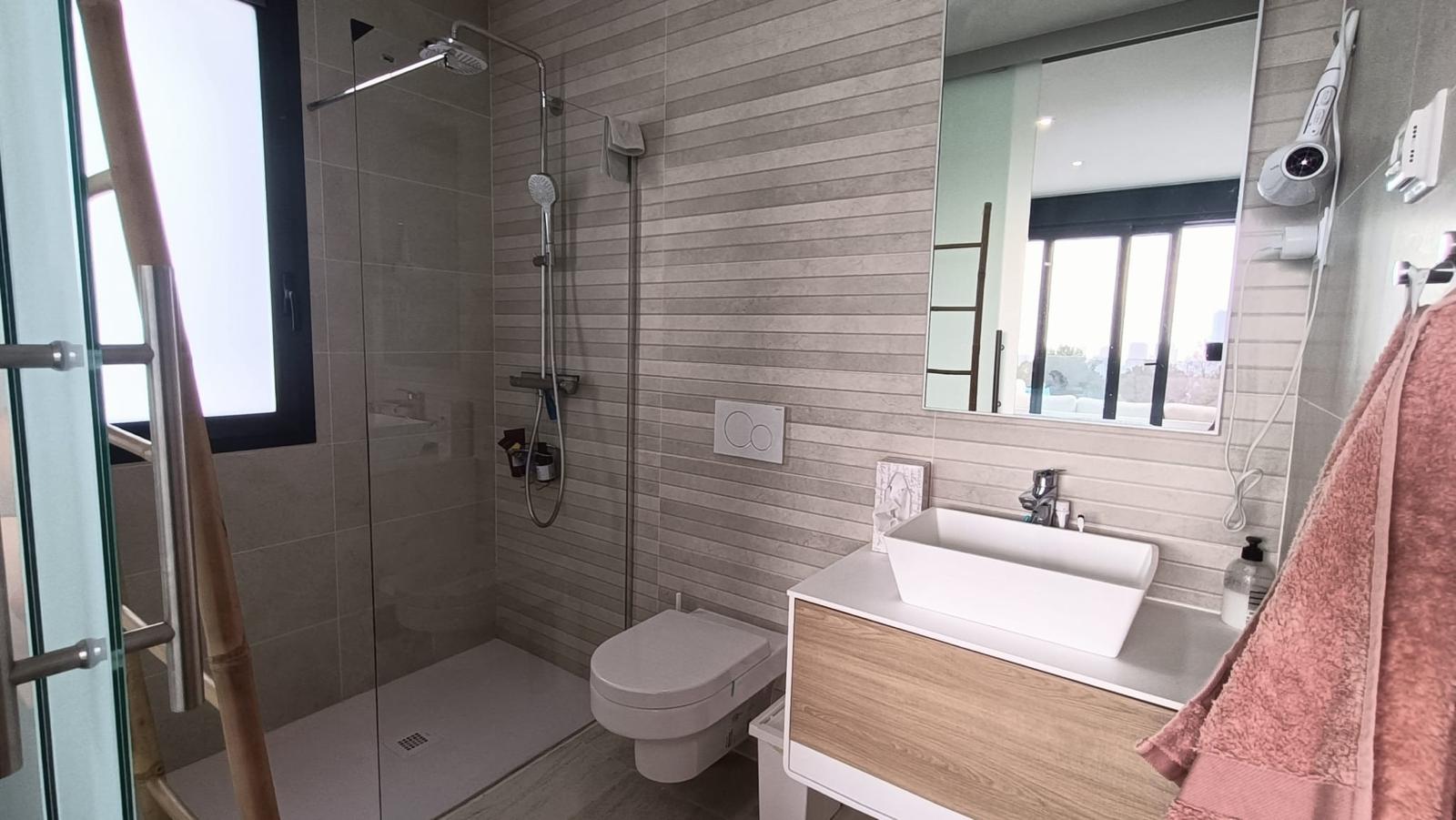¡Estupendo piso en Finestrat!