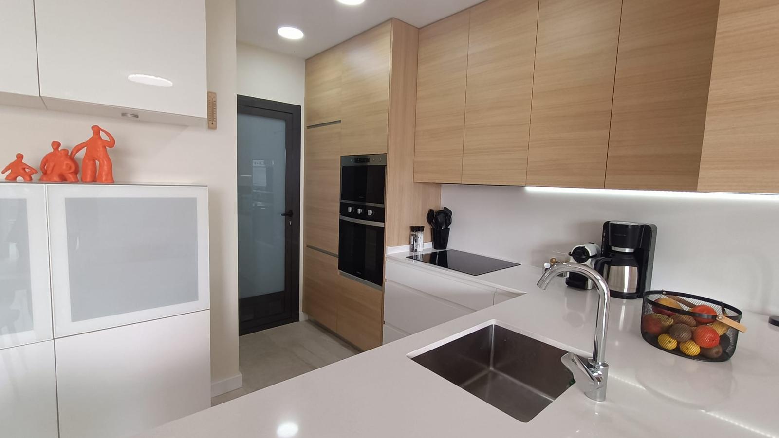 ¡Estupendo piso en Finestrat!