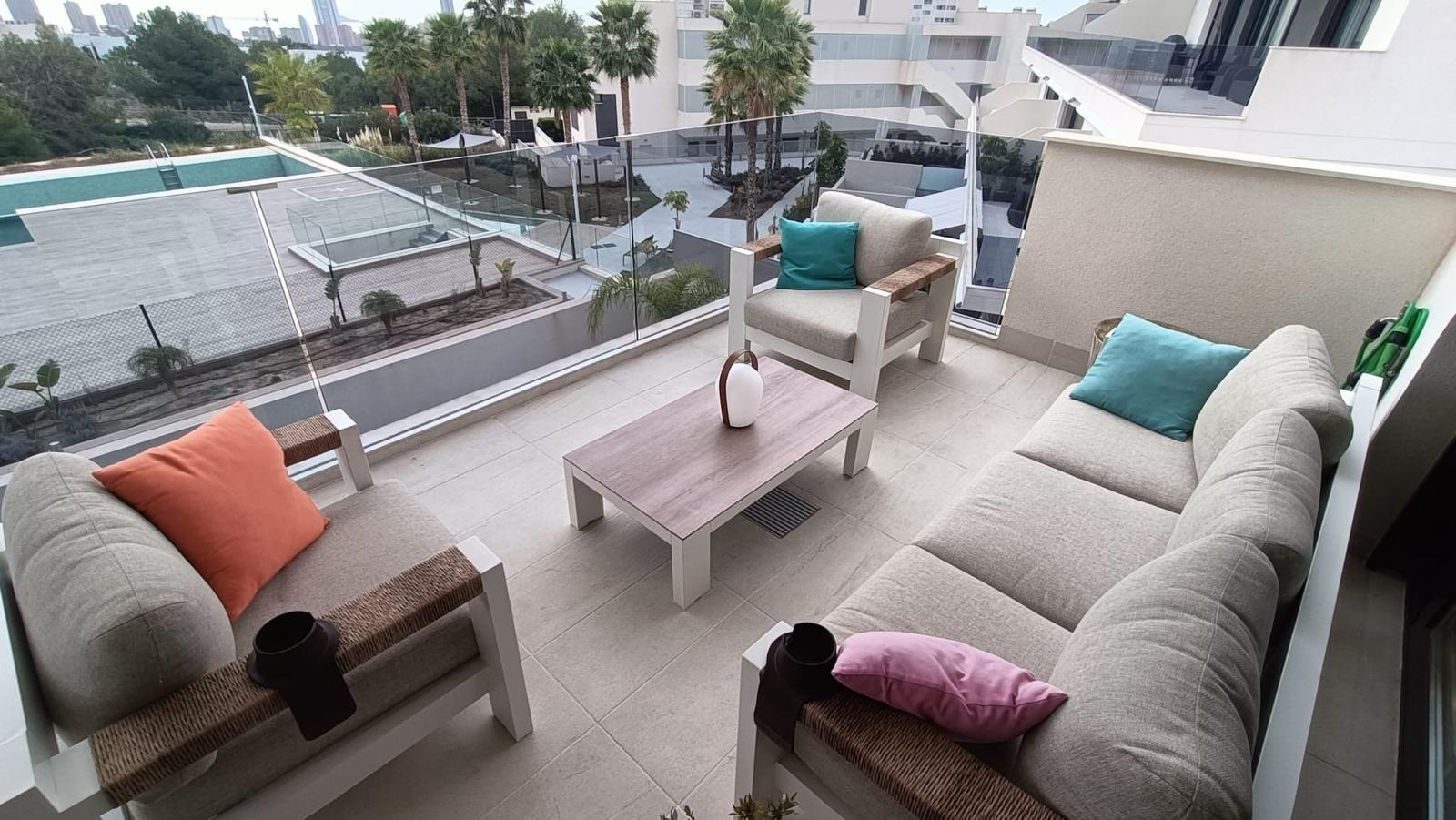 ¡Estupendo piso en Finestrat!