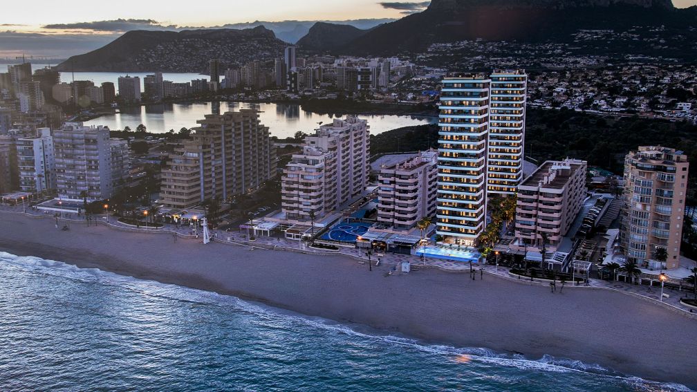 ¡Apartamentos en Calpe 1ª línea!