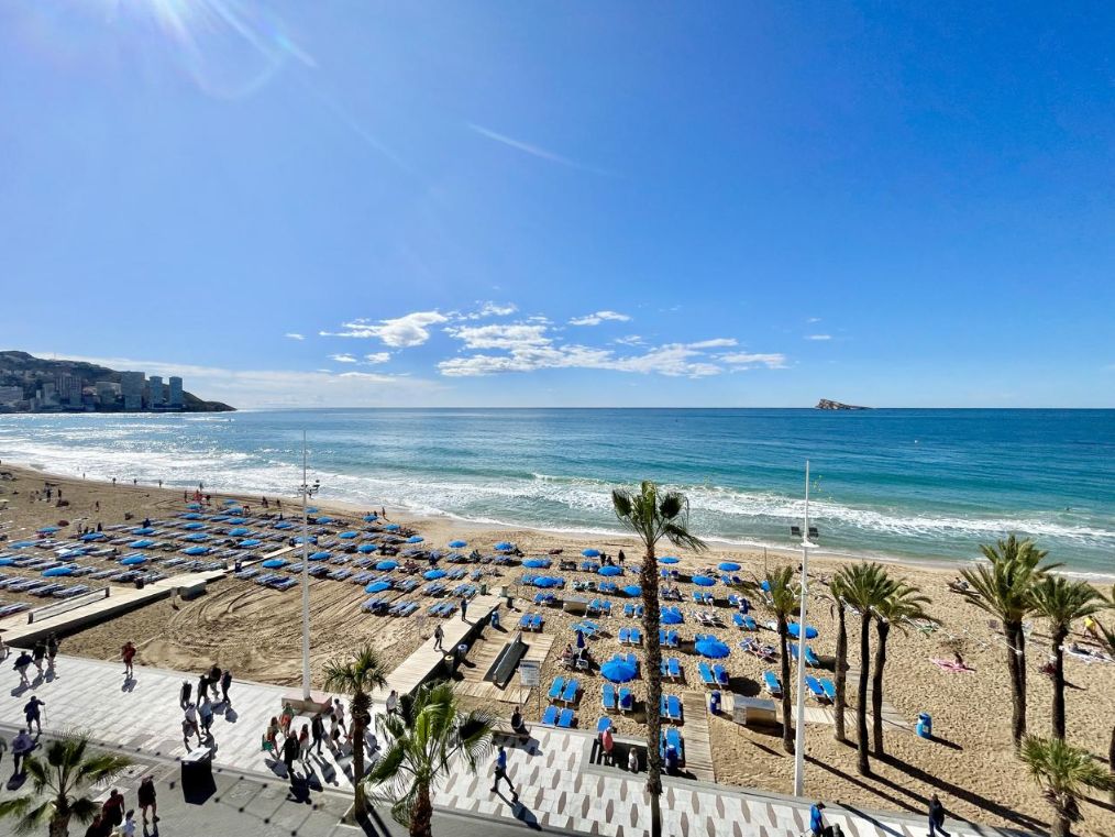 Piso en Benidorm, en primera línea de costa