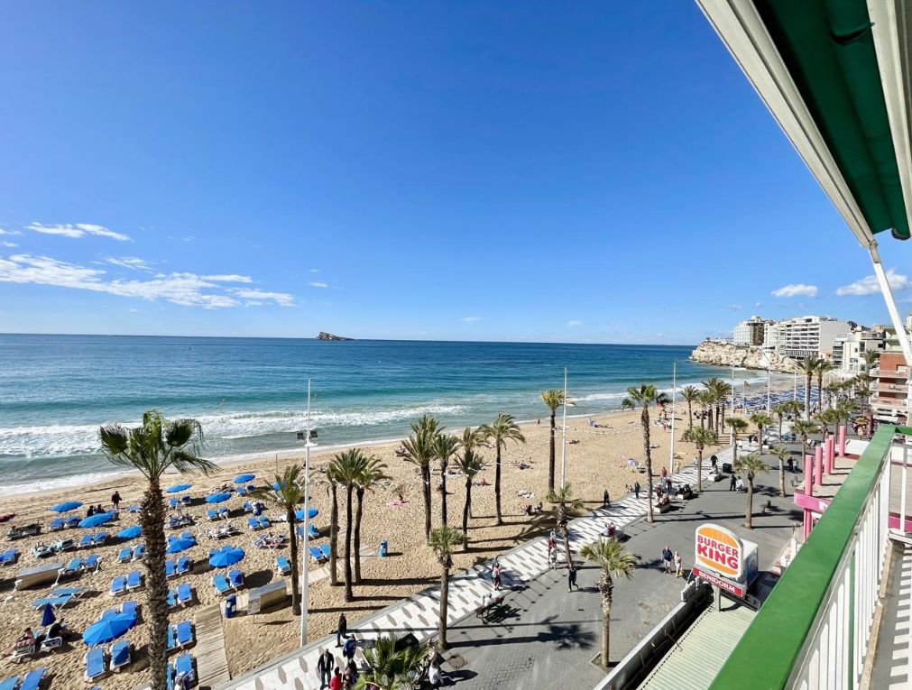 Piso en Benidorm, en primera línea de costa