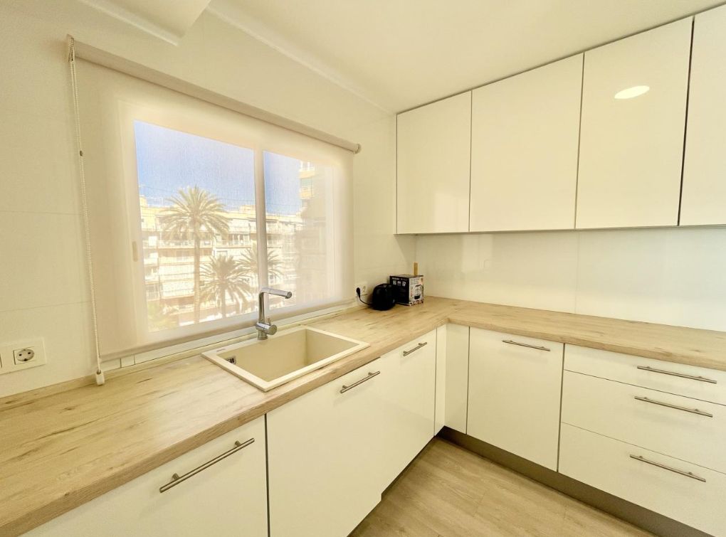 Piso en Benidorm, en primera línea de costa