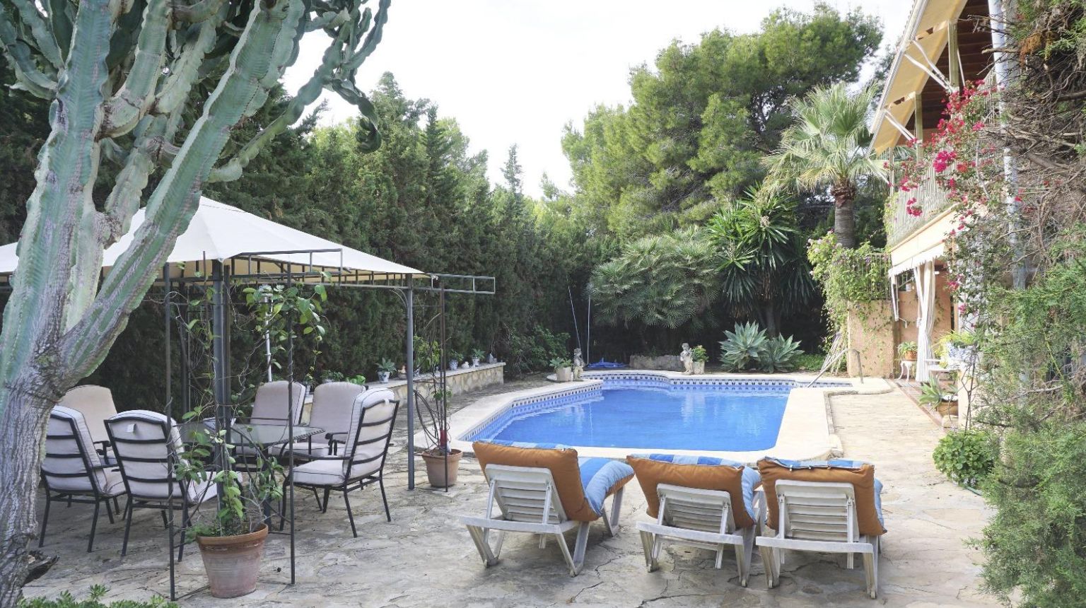 Chalet en La Nucia